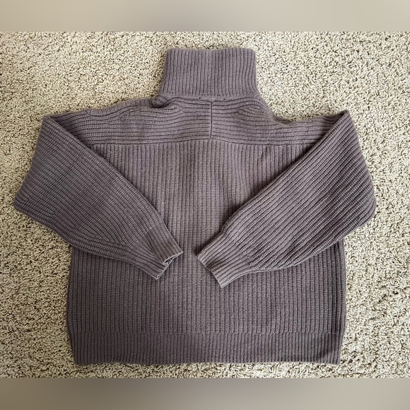 Everlane Felted Merino Half Zip Sweater - Picture 2 of 3